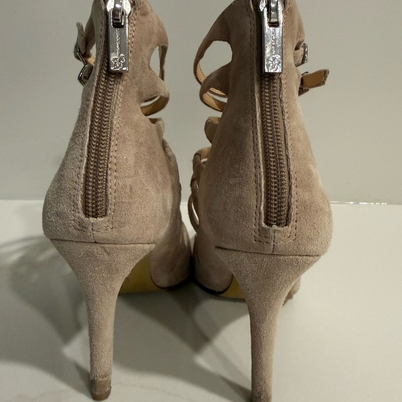 💋 Jessica Simpson Beige Strappy Heels (B002) - Picture 3 of 11